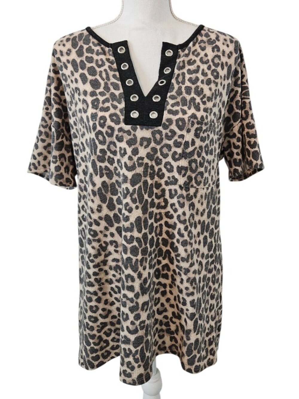 Bibi Leopard Print Tunic w/ Grommet Detail, Size XL